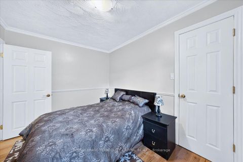 Photo 11 at 175 Clearbrooke Circle, Kipling, Toronto