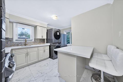 Photo 14 at 175 Clearbrooke Circle, Kipling, Toronto