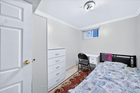 Photo 40 at 175 Clearbrooke Circle, Kipling, Toronto