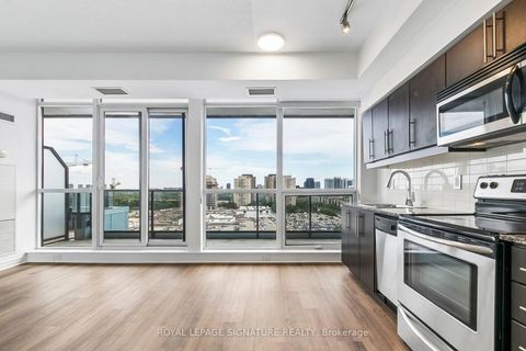 Photo 7 at 923 - 2885 Bayview Avenue, Bayview Village, Toronto