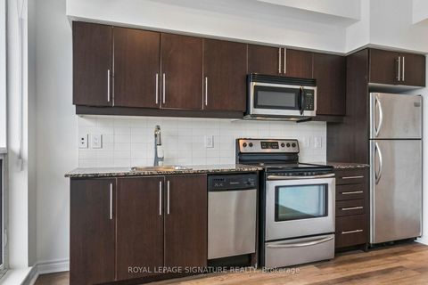 Photo 10 at 923 - 2885 Bayview Avenue, Bayview Village, Toronto