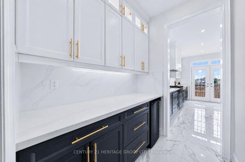 Photo 18 at 282 Reg Harrison Trail, Glenway Estates, Newmarket