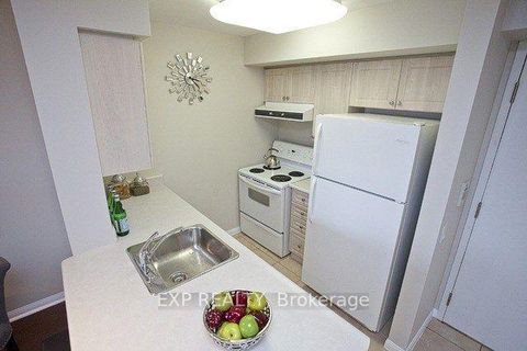 Photo 7 at 706 - 153 Beecroft Road, Westgate, Toronto
