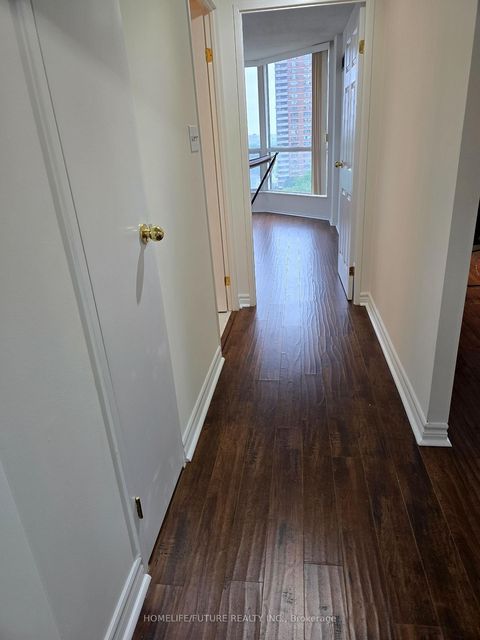 Photo 13 at 1117 - 5 Rowntree Road, Jamestown, Toronto