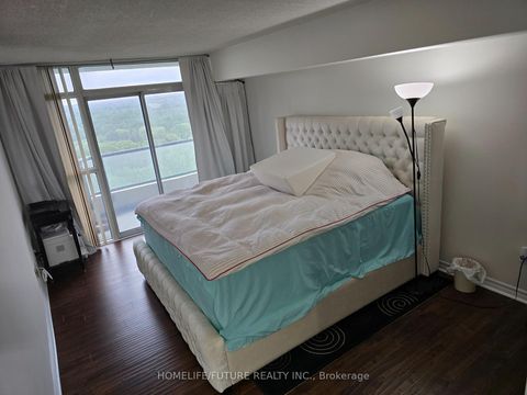 Photo 17 at 1117 - 5 Rowntree Road, Jamestown, Toronto
