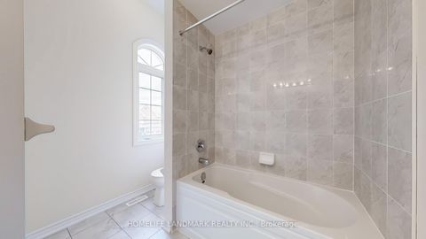 Photo 38 at 119 Hawkins Street, Sutton & Jackson's Point, Georgina