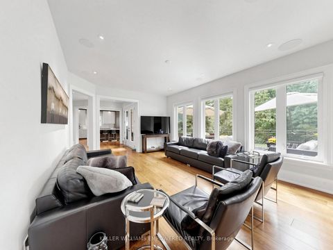 Photo 16 at 93 Longview Crescent, Islington Woods, Vaughan