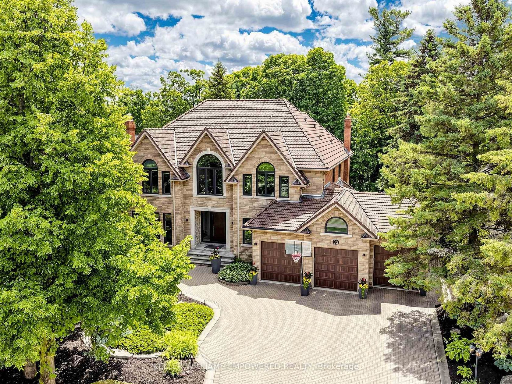 93 Longview Crescent, Islington Woods, Vaughan photo number 2