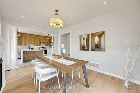Photo 14 at 2 Apple Grove Court, Patterson, Vaughan