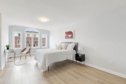 Photo 23 at 2 Apple Grove Court, Patterson, Vaughan