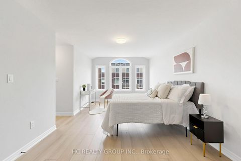 Photo 24 at 2 Apple Grove Court, Patterson, Vaughan