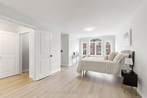 Photo 25 at 2 Apple Grove Court, Patterson, Vaughan