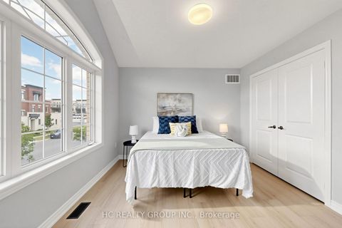 Photo 30 at 2 Apple Grove Court, Patterson, Vaughan