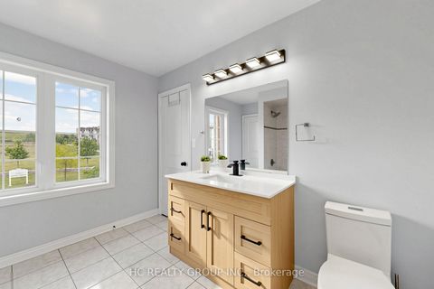 Photo 32 at 2 Apple Grove Court, Patterson, Vaughan