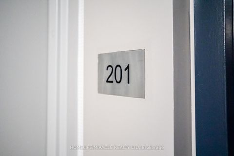 Photo 11 at 201 - 81 Navy Wharf Court, Waterfront Communities C1, Toronto