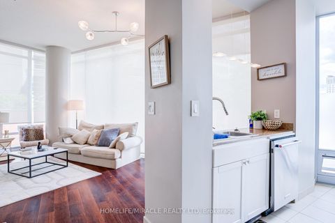 Photo 14 at 201 - 81 Navy Wharf Court, Waterfront Communities C1, Toronto