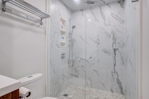 Photo 26 at 201 - 81 Navy Wharf Court, Waterfront Communities C1, Toronto
