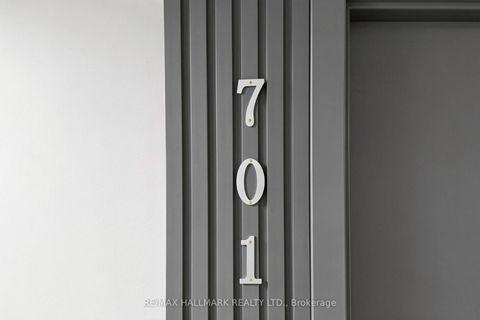 Photo 3 at 701 - 100 Leeward Glenway, Flemingdon Park, Toronto