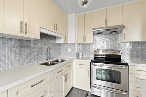 Photo 12 at 701 - 100 Leeward Glenway, Flemingdon Park, Toronto