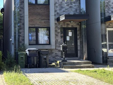 Photo 4 at 817 Cosburn Avenue, East York, Toronto