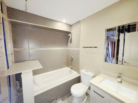 Photo 18 at 817 Cosburn Avenue, East York, Toronto