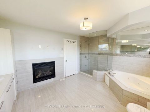 Photo 32 at 817 Cosburn Avenue, East York, Toronto