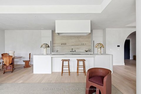 Photo 4 at 304 - 1 Forest Hill Road, Casa Loma, Toronto