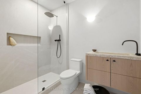 Photo 14 at 304 - 1 Forest Hill Road, Casa Loma, Toronto