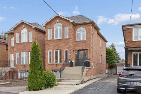 Photo 1 at 72a Laurel Avenue, Kennedy Park, Toronto