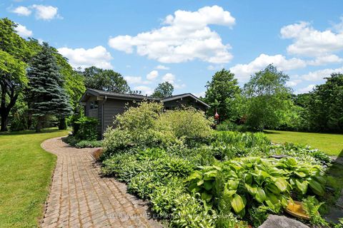 Photo 4 at 68 Royal Oak Drive, South Shore, Barrie