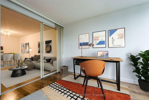 Photo 6 at 407 - 1055 Bay Street, Bay Street Corridor, Toronto