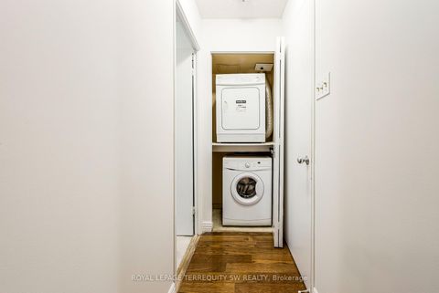 Photo 22 at 407 - 1055 Bay Street, Bay Street Corridor, Toronto