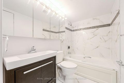 Photo 30 at 407 - 1055 Bay Street, Bay Street Corridor, Toronto