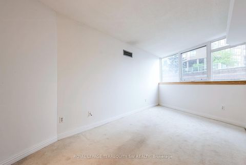 Photo 34 at 407 - 1055 Bay Street, Bay Street Corridor, Toronto