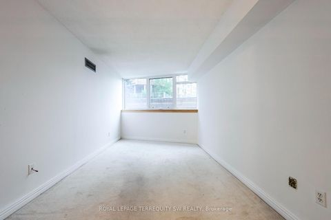 Photo 37 at 407 - 1055 Bay Street, Bay Street Corridor, Toronto