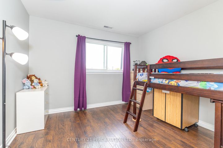 Photo 27 at 4 - 1415 Fieldlight Boulevard, Liverpool, Pickering