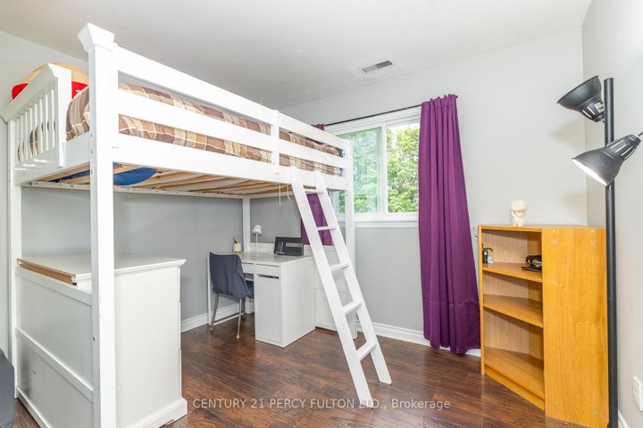Photo 31 at 4 - 1415 Fieldlight Boulevard, Liverpool, Pickering