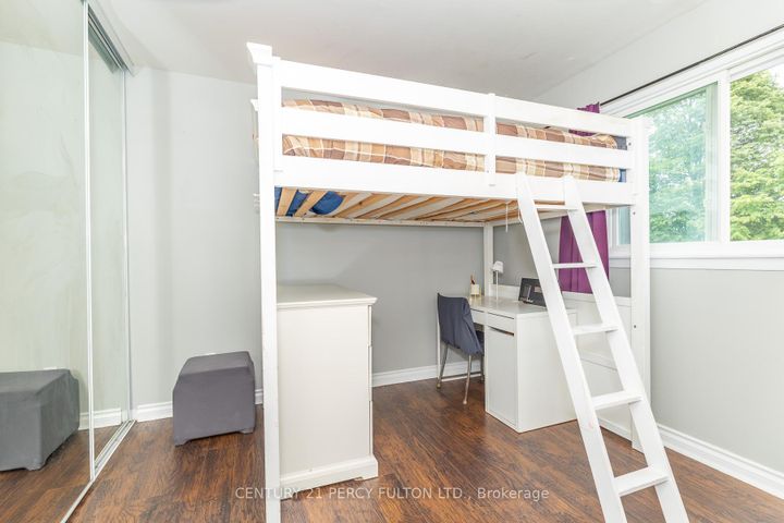 Photo 32 at 4 - 1415 Fieldlight Boulevard, Liverpool, Pickering