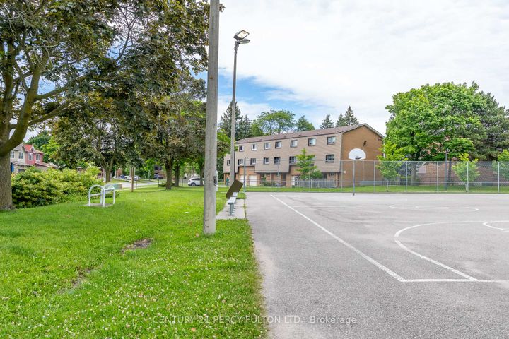 Photo 47 at 4 - 1415 Fieldlight Boulevard, Liverpool, Pickering