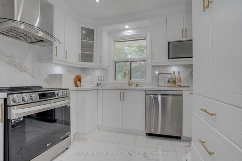 Photo 14 at 18 Courton Drive, Maryvale, Toronto
