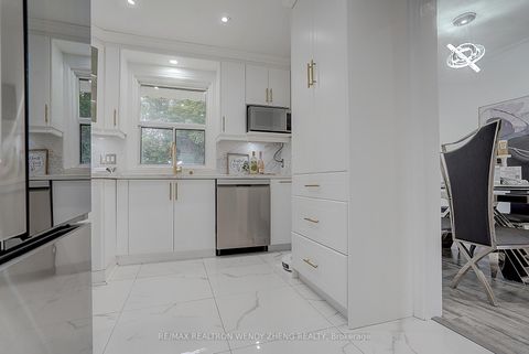 Photo 16 at 18 Courton Drive, Maryvale, Toronto