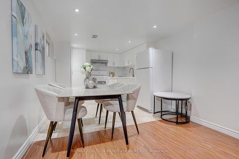 Photo 29 at 18 Courton Drive, Maryvale, Toronto
