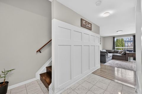 Photo 5 at 2057 Osbond Road, Alcona, Innisfil