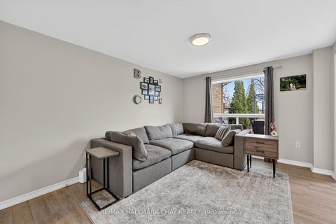 Photo 6 at 2057 Osbond Road, Alcona, Innisfil