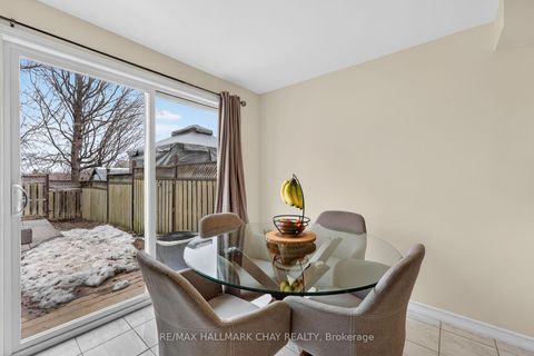 Photo 11 at 2057 Osbond Road, Alcona, Innisfil