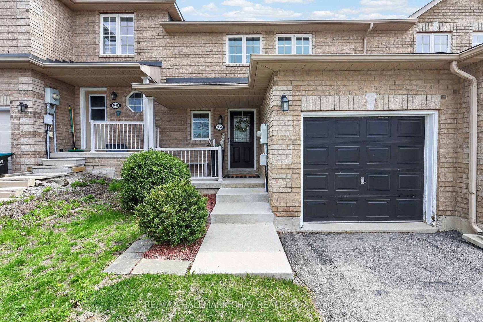 2057 Osbond Road, Alcona, Innisfil photo number 2