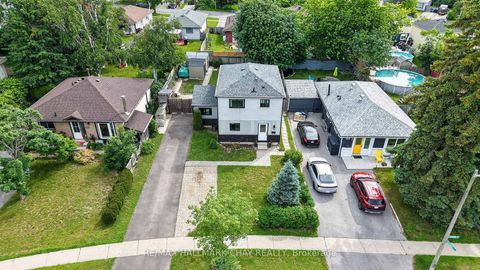 Photo 13 at 243 Letitia Street, Letitia Heights, Barrie