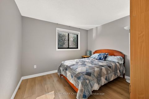 Photo 33 at 243 Letitia Street, Letitia Heights, Barrie