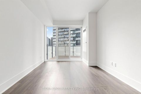 Photo 8 at 1708 - 470 Front Street W, Waterfront Communities C1, Toronto