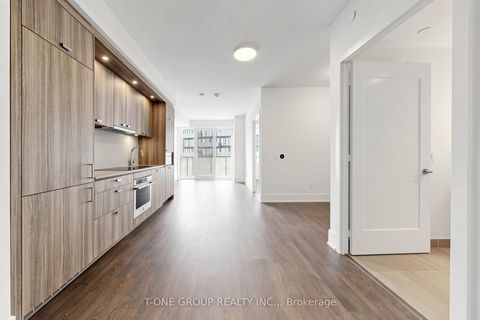 Photo 16 at 1708 - 470 Front Street W, Waterfront Communities C1, Toronto